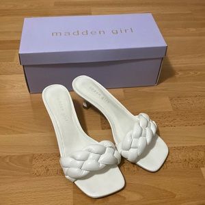 Kitten heel sandals